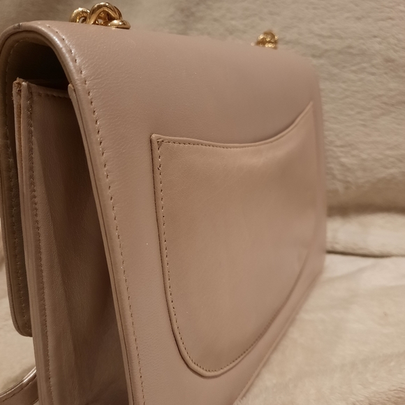 Vintage Leather Handbag - Picture 3 of 6